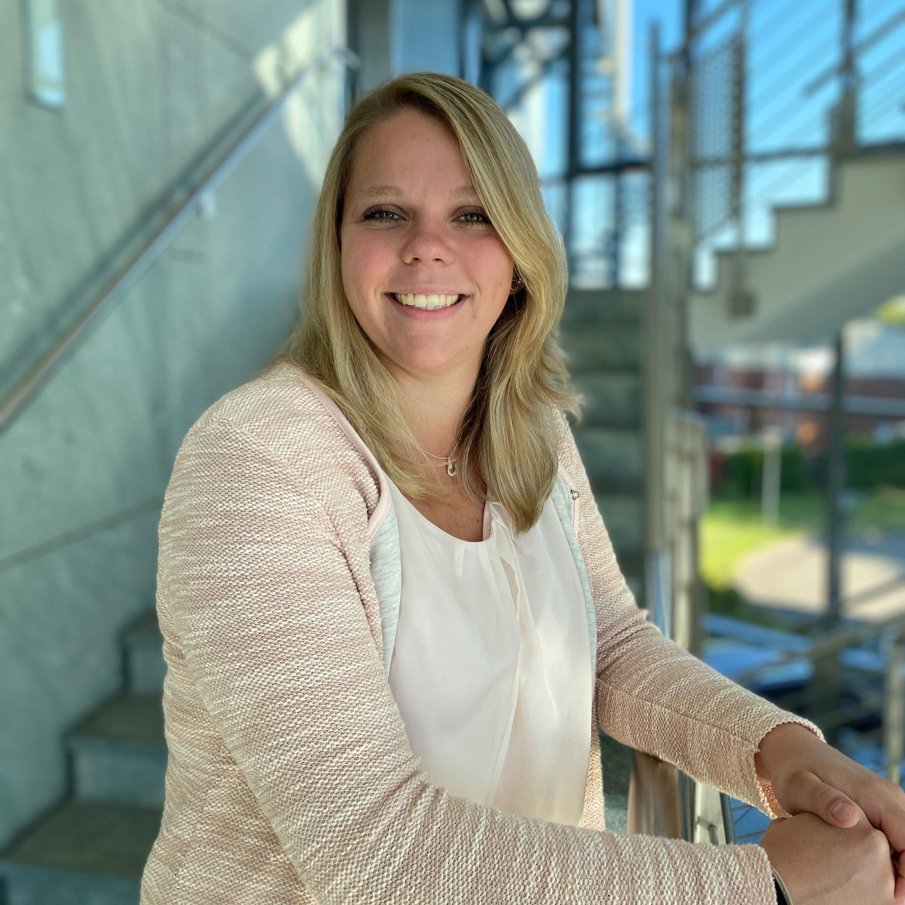 Portrait Laura Lobermeyer Vertriebsinnendienst