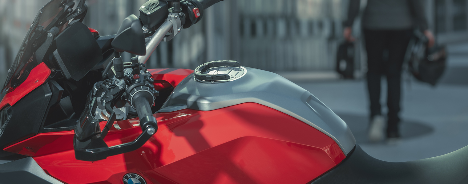 Motorbike with PRO tank ring