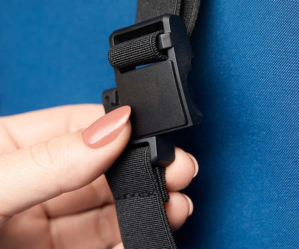 close-up of the SNAP buckle used for the packing block