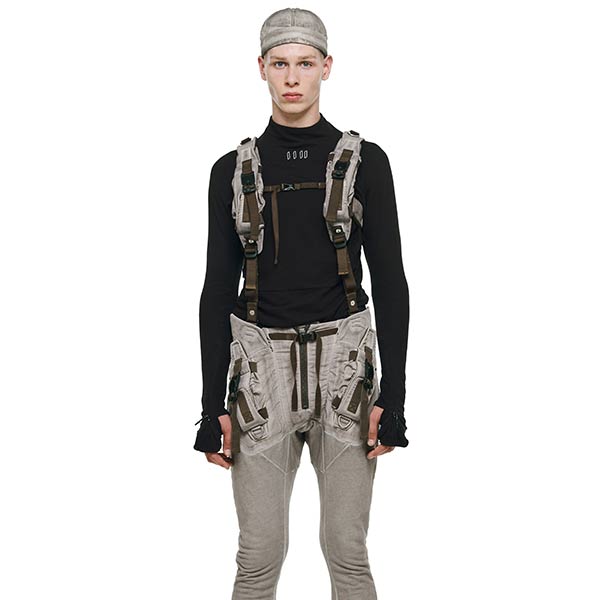Full body shot of the pants and shoulder strap by HAMCUS with FIDLOCK V-BUCKLEs