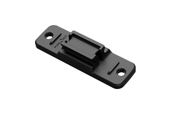 male part of the PINCLIP M in prespective view