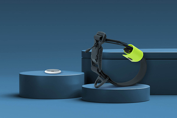 dog collar by tagdog with the V-BUCKLE by FIDLOCK