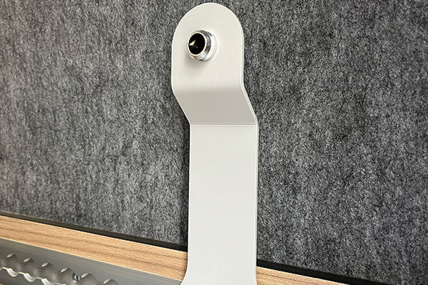 Rail by Alphavan with SNAP bolt