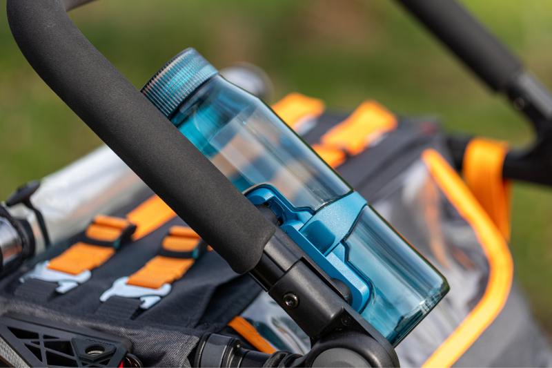 Blue TWIST Bottle on Qeridoo buggy