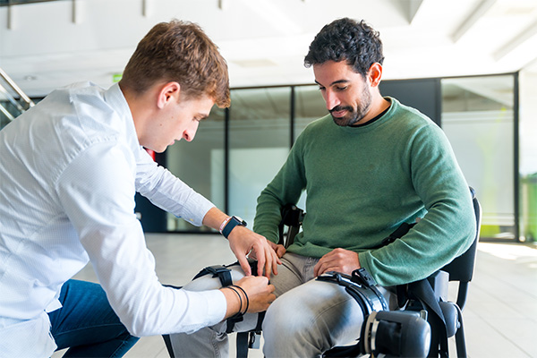 Taking on the exoskeleton by Gogoa with FIDLOCK fasteners