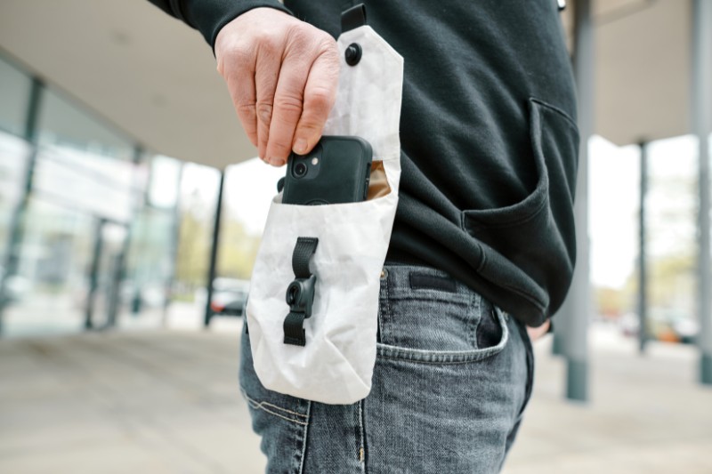 SNAP buckle on bag 