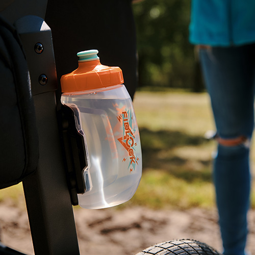 FIDLOCK 450 bottle at the tfk stroller