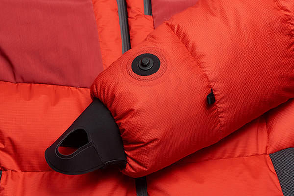 sleeves of the watusi suit by BLACKYAK with SNAP fasteners