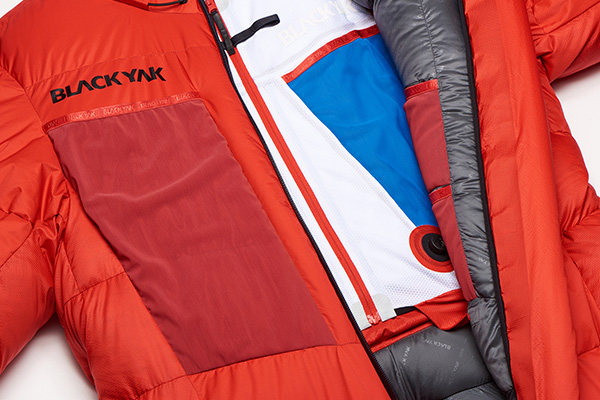 upper part oft the watusi suit by BLACKYAK with SNAP fasteners