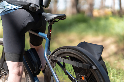 URWAHN bike wih FIDLOCK SNAP fasteners