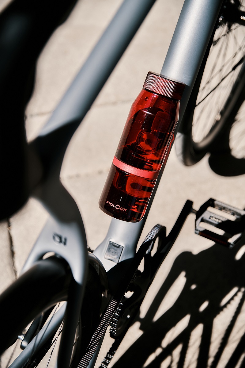 TWIST bottle 700 life + bike base